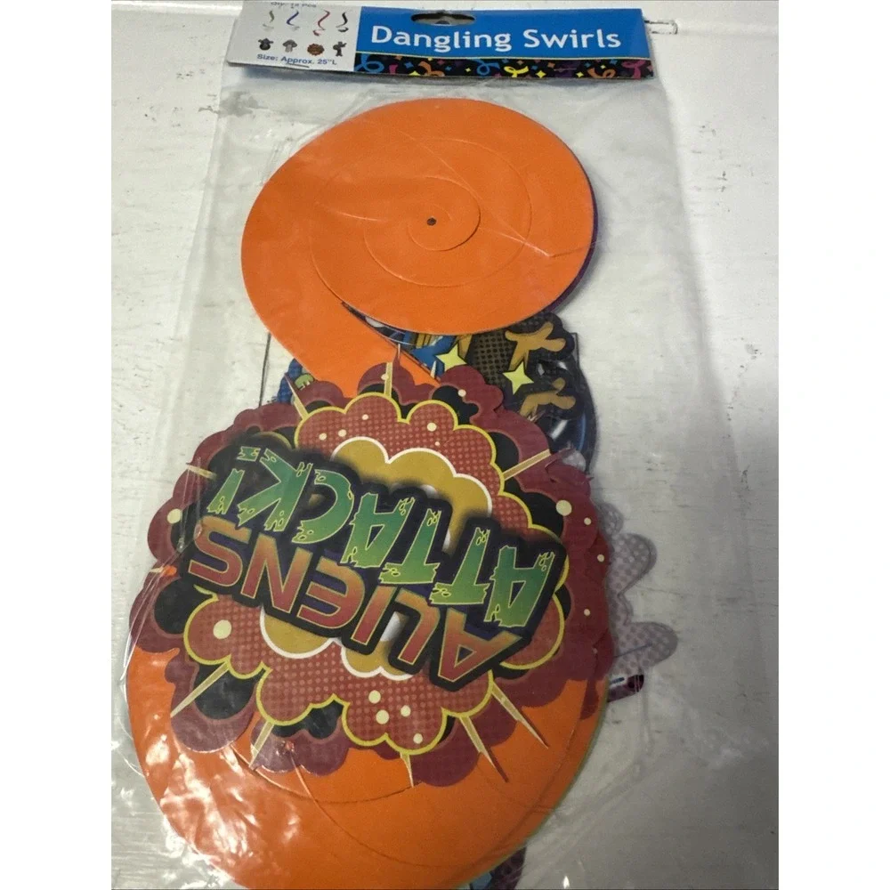 12 Alien Attack‎ Whirls: UFO Space Hanging Swirl Party Decorations Kids Birthday